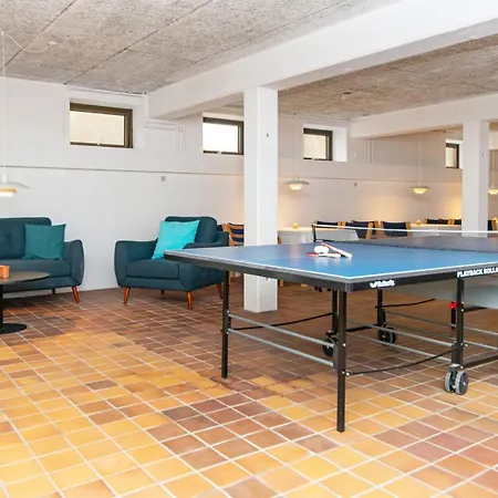 6 Person In Ulfborg